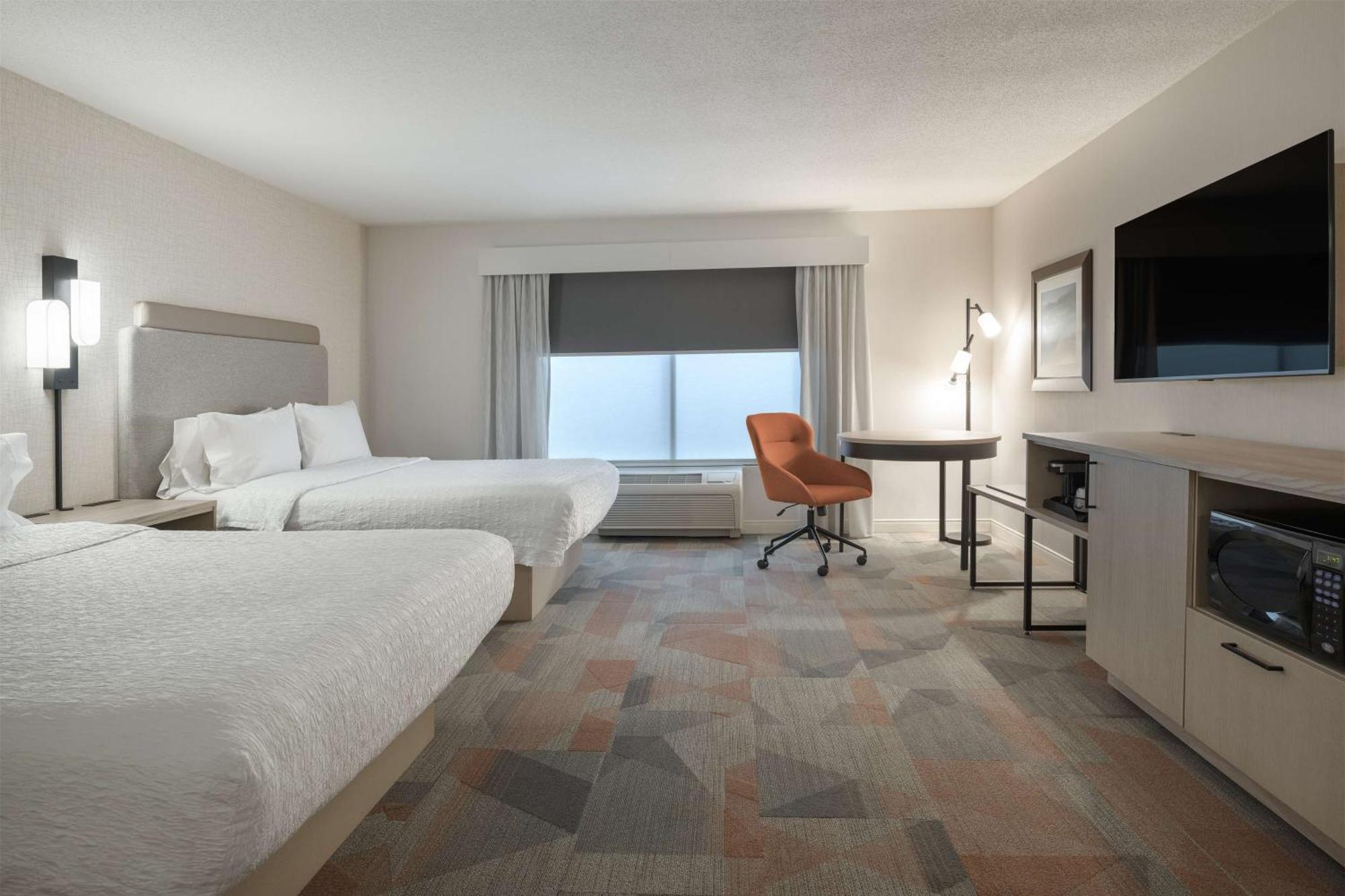 Hampton Inn & Suites By Hilton Монктън Екстериор снимка