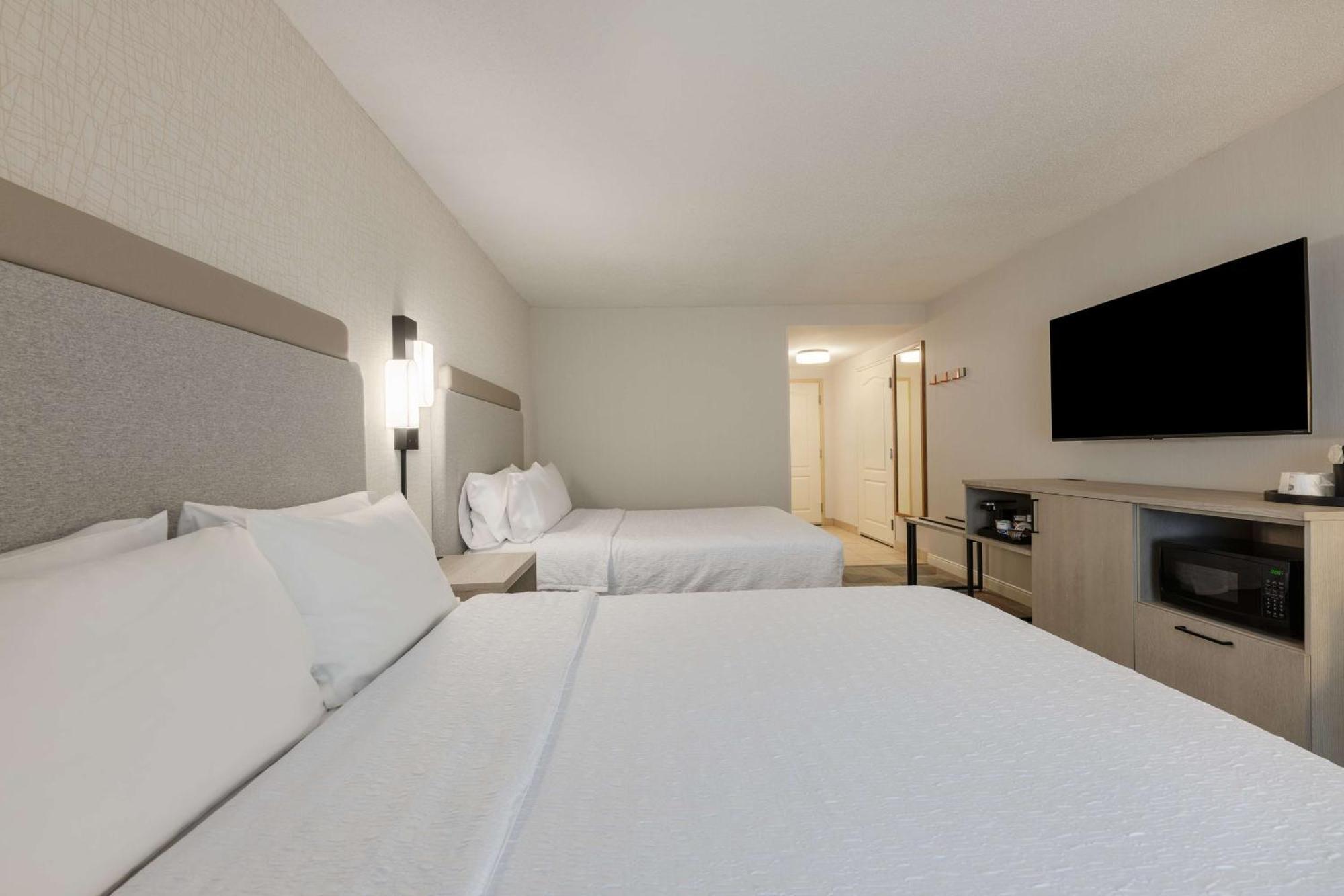 Hampton Inn & Suites By Hilton Монктън Екстериор снимка